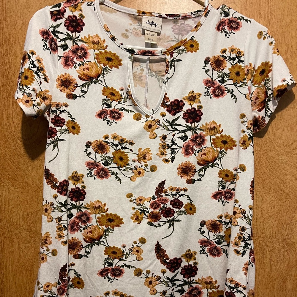 Dayspring Top